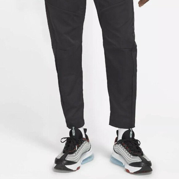 Nike Pants Nike Sportswear Tech Essentials Mens Unlined Commuter